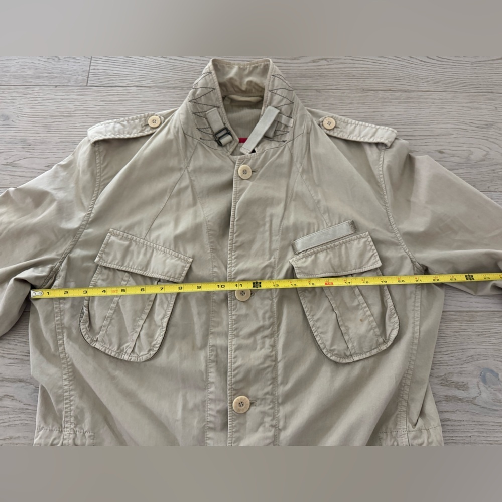 Men’s Strellson Swiss Cross Light Jacket
Beige European size 54 (US size 44) - Picture 8 of 11